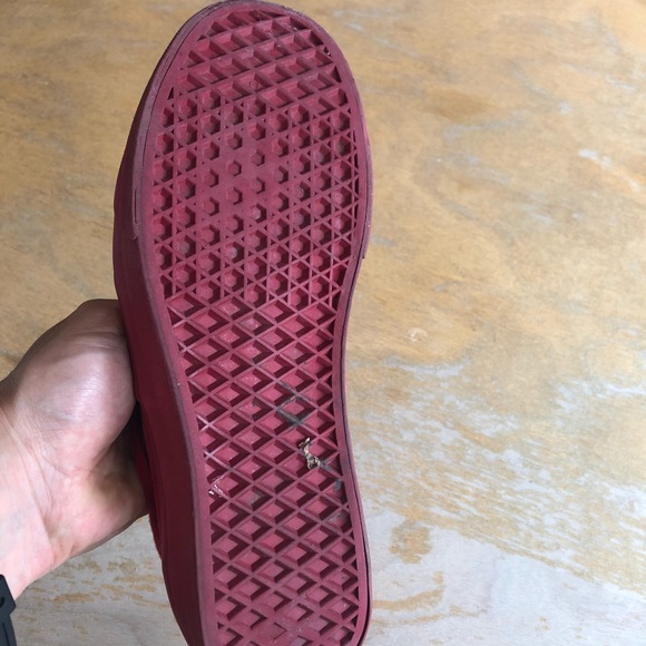 Used all-red Vans classics in good condition. - Picture 2 of 3